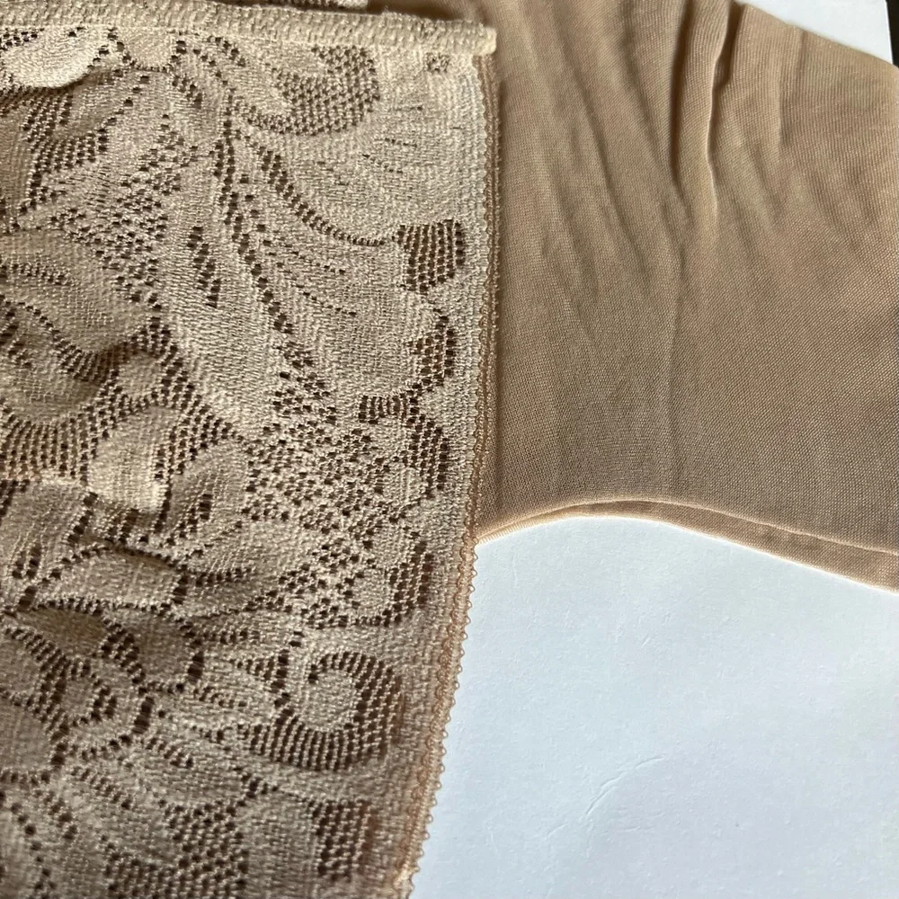 Italian Thigh High Lace Top Nude Stockings by Osé, Made in Italy, New, Size 1 &2